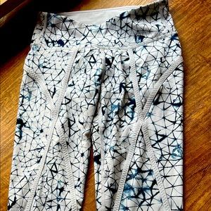 Lululemon cropped leggings